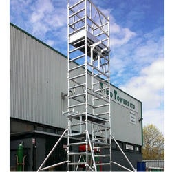 Supplier of Various Degree Mobile Tower Extension Ladder in Dubai